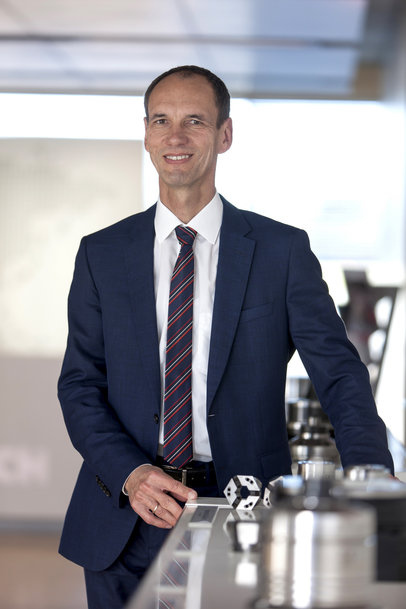 El Dr. Achim Feinauer es CEO de Hainbuch